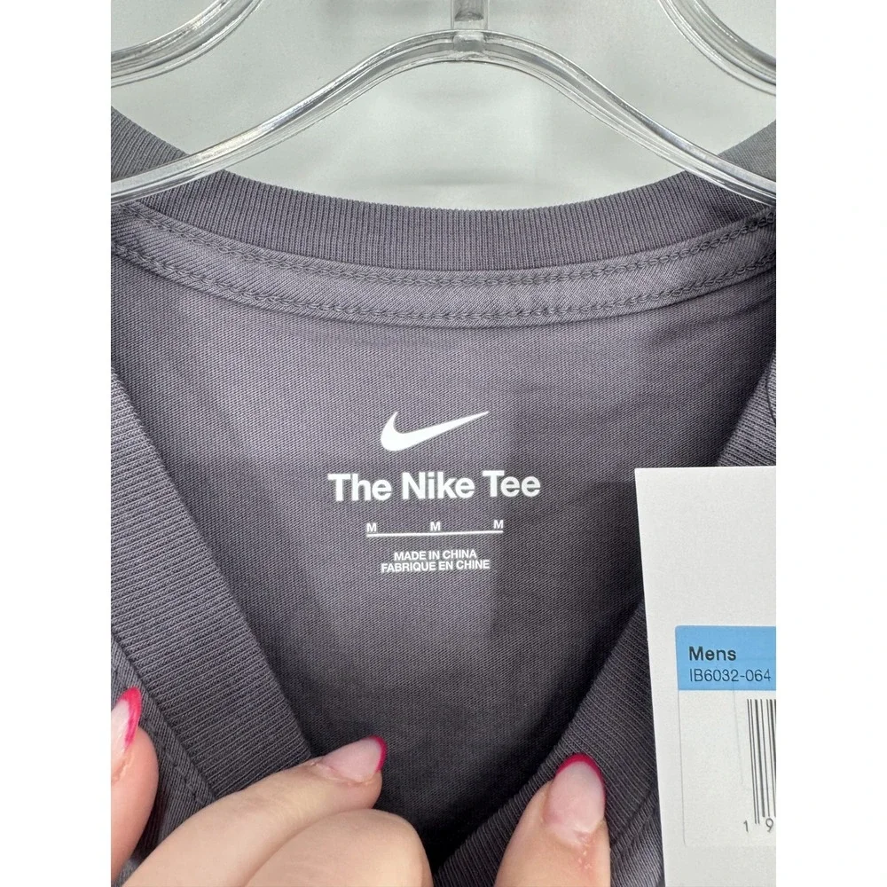 Nike Total 90 Tee T Shirt Mens Size Medium Graphic Short Sleeve Grey IB6032-064